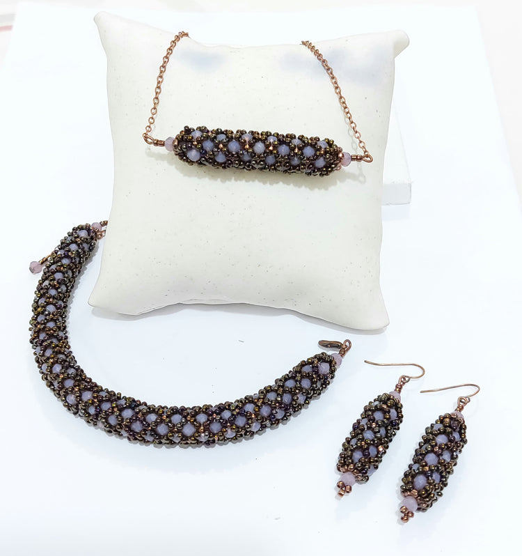 Jewelry Making Workshop by Shanika (22/08/2025, 5:00 PM โ 8:00 PM)