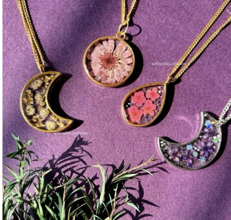 Jewellery Making Workshop with UV Resin by Rida (31/01/2026, 3:00 PM – 5:00 PM)