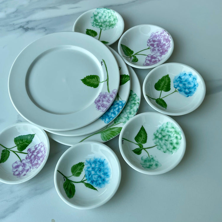 Floral Porcelain Painting – Hydrangea Edition by Rasha (20/08/2025, 5:00PM – 8:00PM)