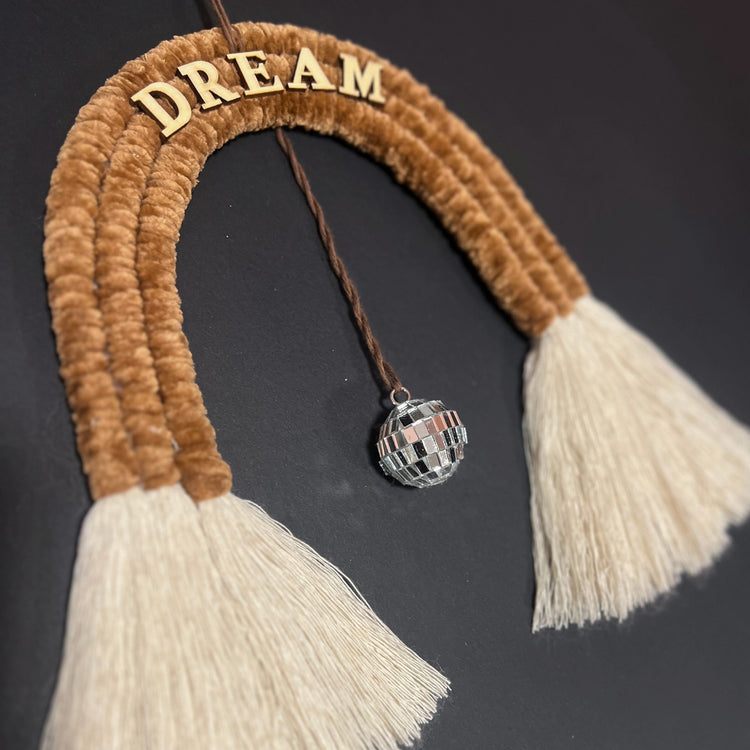 Macrame Rainbow Décor Workshop by Anna (31/07/2025, 5:00PM – 7:00PM)