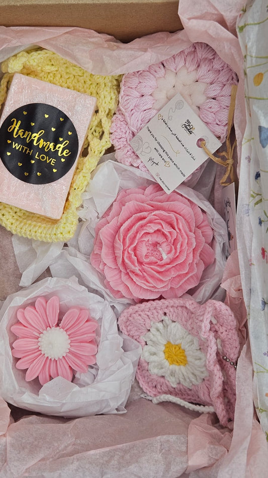 Yarn and Feelings Workshop by Mayada Yousef & Dr. Nama Alani (18/08/2025, 5:30PM - 8:00PM)