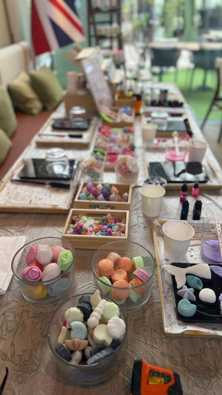 Candle Making Workshop by Frozenwax  (30/08/2025, 5:30PM - 8:30PM)
