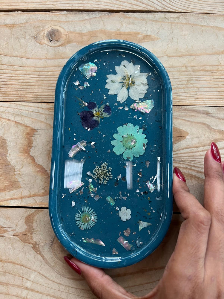Resin Art Workshop by Jacintha (25/04/2026, 12:30 PM – 2:30 PM)
